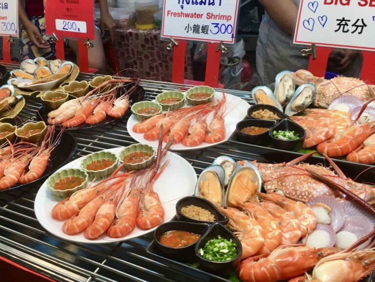 Exploring the Delicious Street Food of Chiang Mai, Thailand