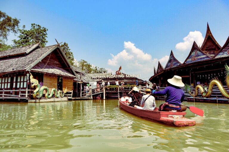 Visiting the Floating Market in Pattaya: A Unique and Exciting Experience